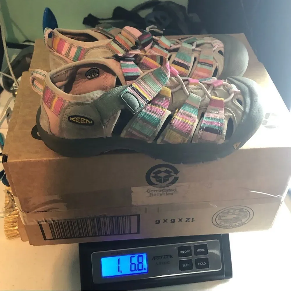 Keen Girls Newport H2 Rainbow‎ Sandal Size 3